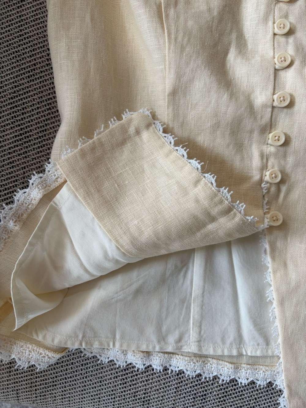 NEW Reformation Viola Linen Lace Sleeveless Top Sugar Cream | US 2 UK 6 - Picture 8 of 12